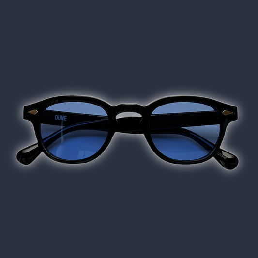 NOMAD / BLACK LIGHT BLUE